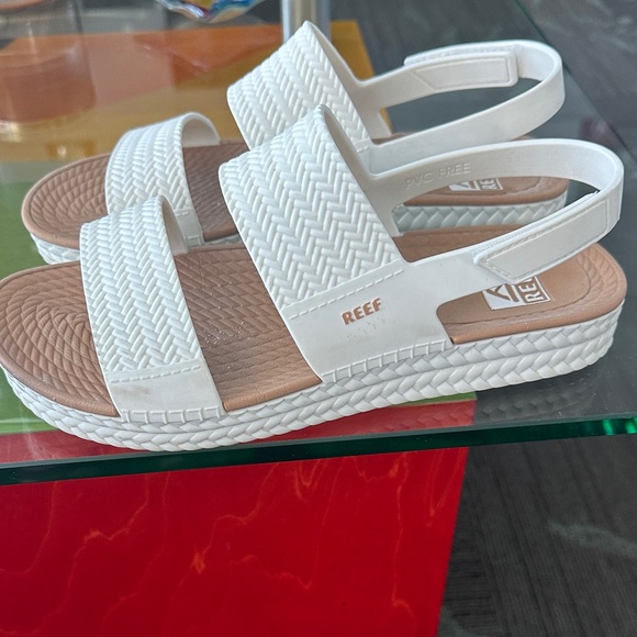 Reef White Water Vista Textured Sandals size 8 1/2 - Picture 2 of 6